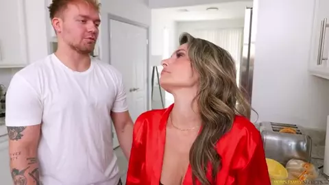 Krystal Sparks - Pussy For The Man Of The House - S5:E4