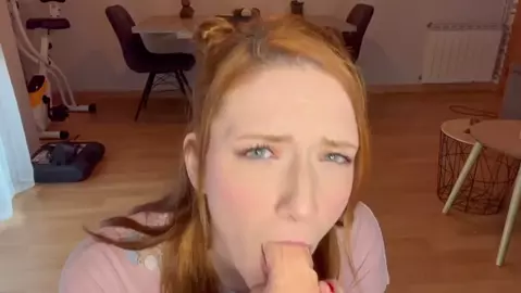 Evelyn Jade - Daddy’s Girl Tries to Please You