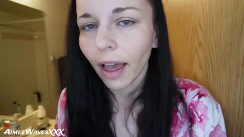 AimeeWavesXXX - Valentine's Day With Mommy