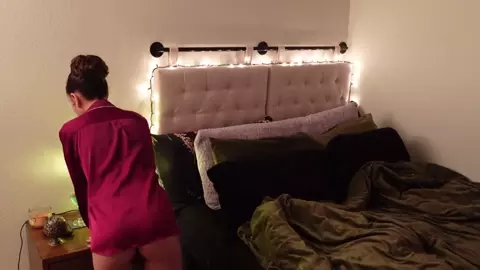 Sin Snack - The snooping step-mother