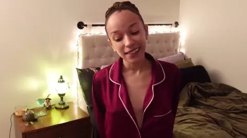 Sin Snack - The snooping step-mother