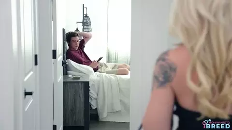 Carina Blair - Stepmom Has A Confession To Make - S8:E8