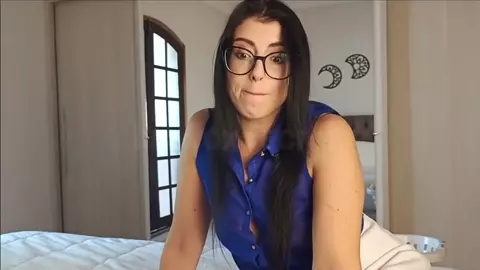 Loreena Fox – Step-mom Walks in on You