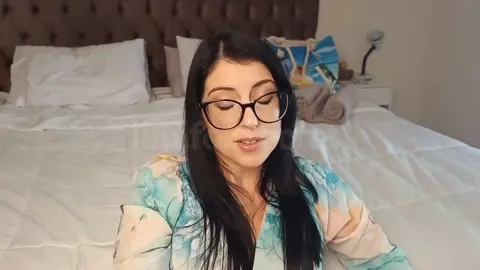 Loreena Fox – Cruising with StepMom