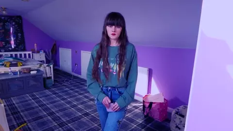 Sydney Harwin - Mommy's Taboo Dependency