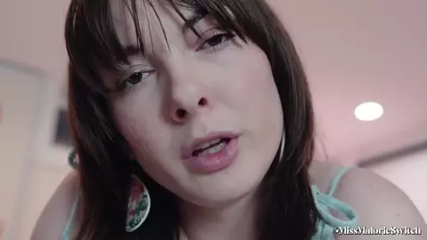 Miss Malorie Switch – EASTER SPECIAL: StepMommy Edition