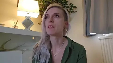 Lexi Snow - Sis Takes Your Virginity
