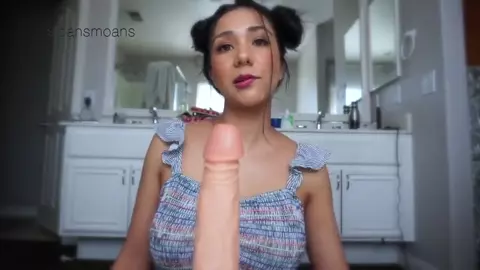 Sloansmoans - My First Handjob for Daddy