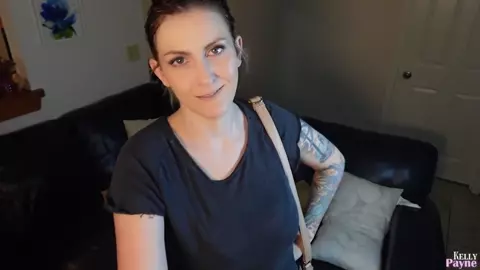 Kelly Payne – Mom Falls on Hard Times