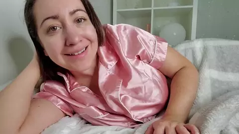 Lalunalewd – Masturbate to Your Mother’s Breasts
