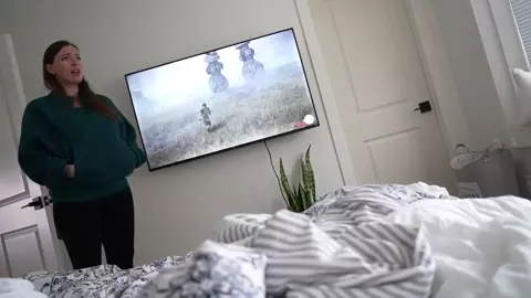 Yogabella – Bored Mom Pleases Son