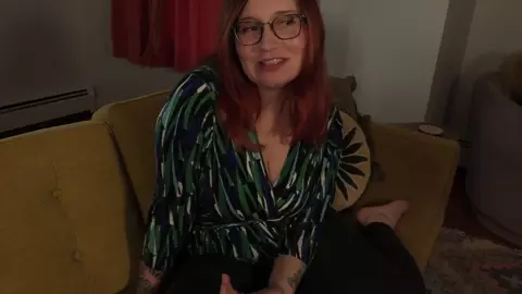 Bettie Bondage, Sydney Harwin – Some Kind of Family Movie