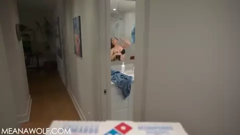 Meana Wolf – Delivery