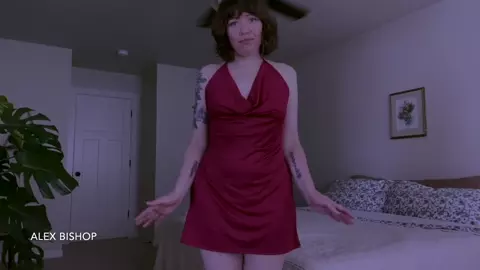 Alex Bishop – Mom’s Upskirt