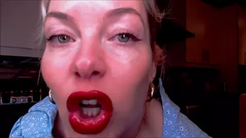 Missbehavin26 – Mommy’s Sneaky Encouragement Blowjob