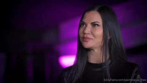 Jasmine Jae – Mummys Dungeon
