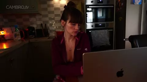Sydney Harwin – Obsessed With Mommy