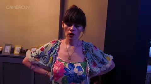 Sydney Harwin – Lactating Mommy Gets Hypersexual