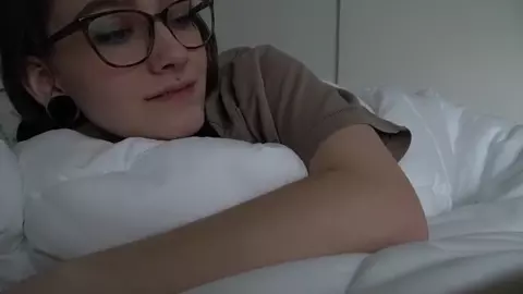 Divinebabe – Your Sisters 3am Craving