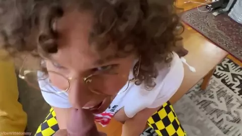 VibeWithMommy – Never Let Your Mom Go to Coachella Without You