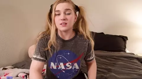 Jaybbgirl – Sister Masturbates For Her Brother