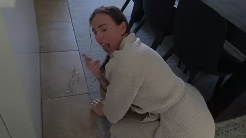 Yogabella – Mom Cleans Up Cum