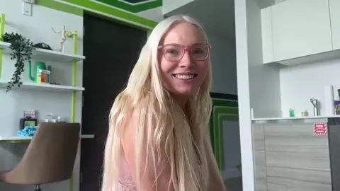 Tiff Bannister, Macy Meadows – Mom Teaches Teens Sex
