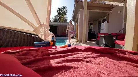 Liz Jordan – Naked Daughter Taking Bikini Off After Swimming – Primal Fetish
