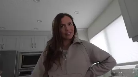 Yogabella – Mommy Son and His Friend