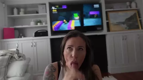 Yogabella – Mommy Son and His Friend