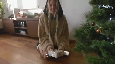 The LyMia – Am I Left Without A Gift Sister Forgot To Buy A Gift For The New Year