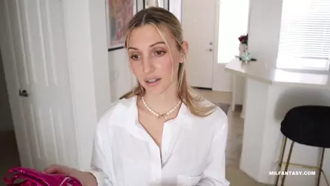 Tatum Christine – Mommy’s New Bikini