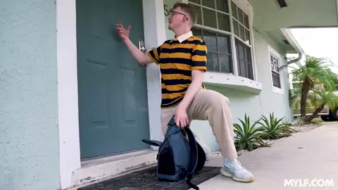 Elisa Bethann – Bombshell MILF Elisa Bethann Lets Her Nerdy Neighbor Fuck Her Brains Out