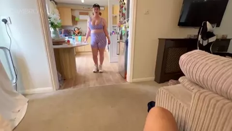 JessieHH – Mommy Catches Son Jerking Off And Makes Him Cum X3 In A Row