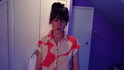 Sydney Harwin – Mommy fucks her bullied Son