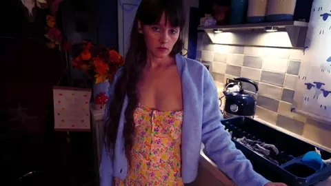Sydney Harwin – Mommy and Son Harmless Flirting