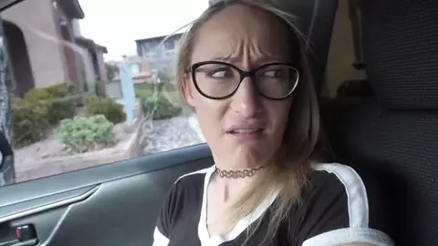 Crystal Clark – BAILING OUT MY SISTER