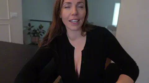 Yogabella – Love Mommy’s Titties