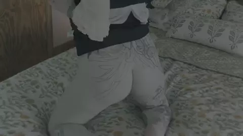 GoAskAlex - Goth step-mommy asks for your help