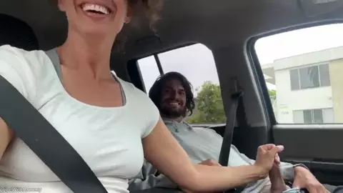 VibeWithMommy - Mom Gets Fucked In Car Before Therapy