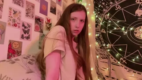 Sofia Young - A Family Tradition With Sister