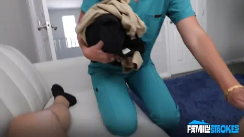 MVPs Suck Their Stepmom's Pussy