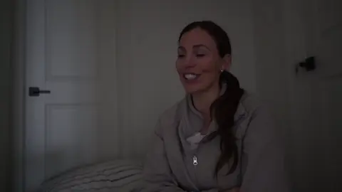Yogabella – Mommy Facials At Sleepover