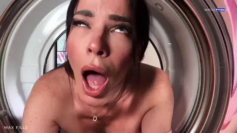 Dana Dearmond, Max Fills – Stuck In Laundry Mom Drains My Balls – Manyvids