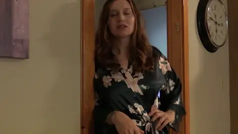 Bettie Bondage – Mother in Law Flirt Leads to Sex