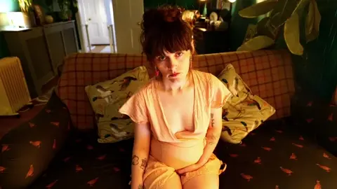Sydney Harwin – A Mommy And Son Kinda Thing
