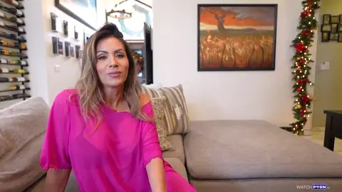 Coco Vandi – Blackmailing Neighbors Cheating Wife