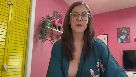 Crystal Clark – HIPPIE AUNTS FUCK MY STRESS AWAY