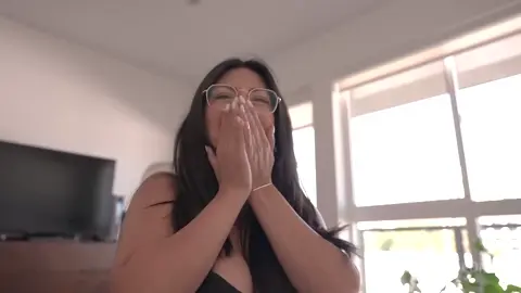 Cami Strella – Caught Latina Step Sis Spending My Step-Dads Money