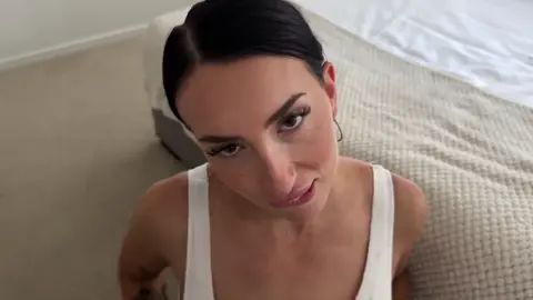 Aysha Paige – Mom And The Best Friend